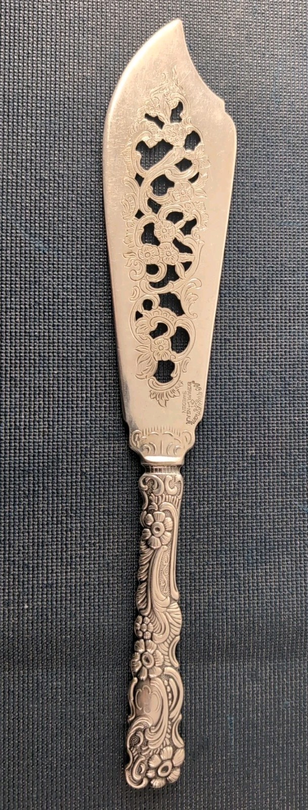 NILS JOHAN EXTRA PRIMA NS ALP 9″ SILVERPLATED CAKE SERVER MADE IN SWEDEN