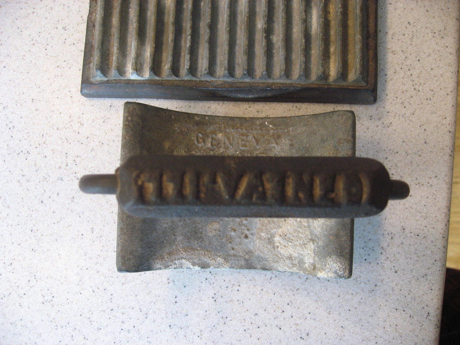 Antique Cast Iron Geneva Hand Fluter Clothing Crimper Pat 1866 Geneva ILL