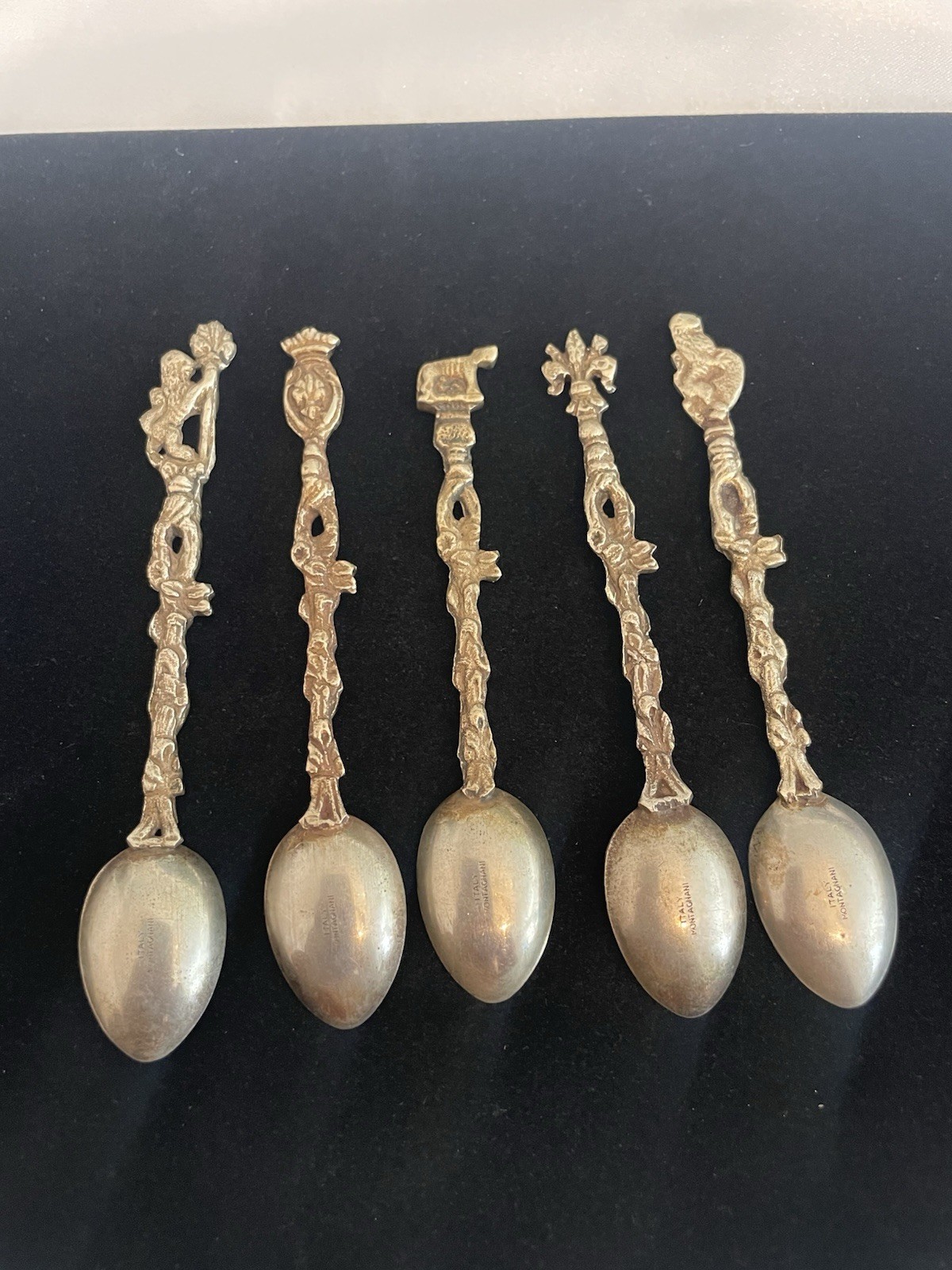 VTG Italy Montagnani Spoon Souvenir Lot of 5 ORNATE DESIGNS Lion Bear Shield