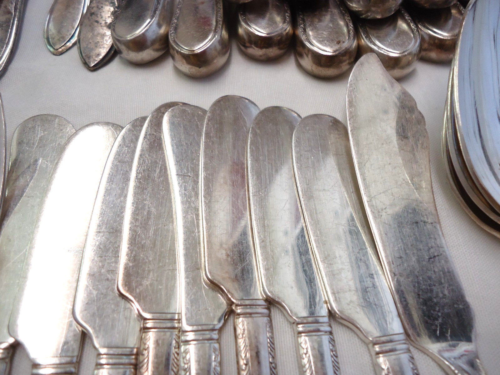 VINTAGE SILVERPLATE FLATWARE MIXED LOT BULK 120-PIECES