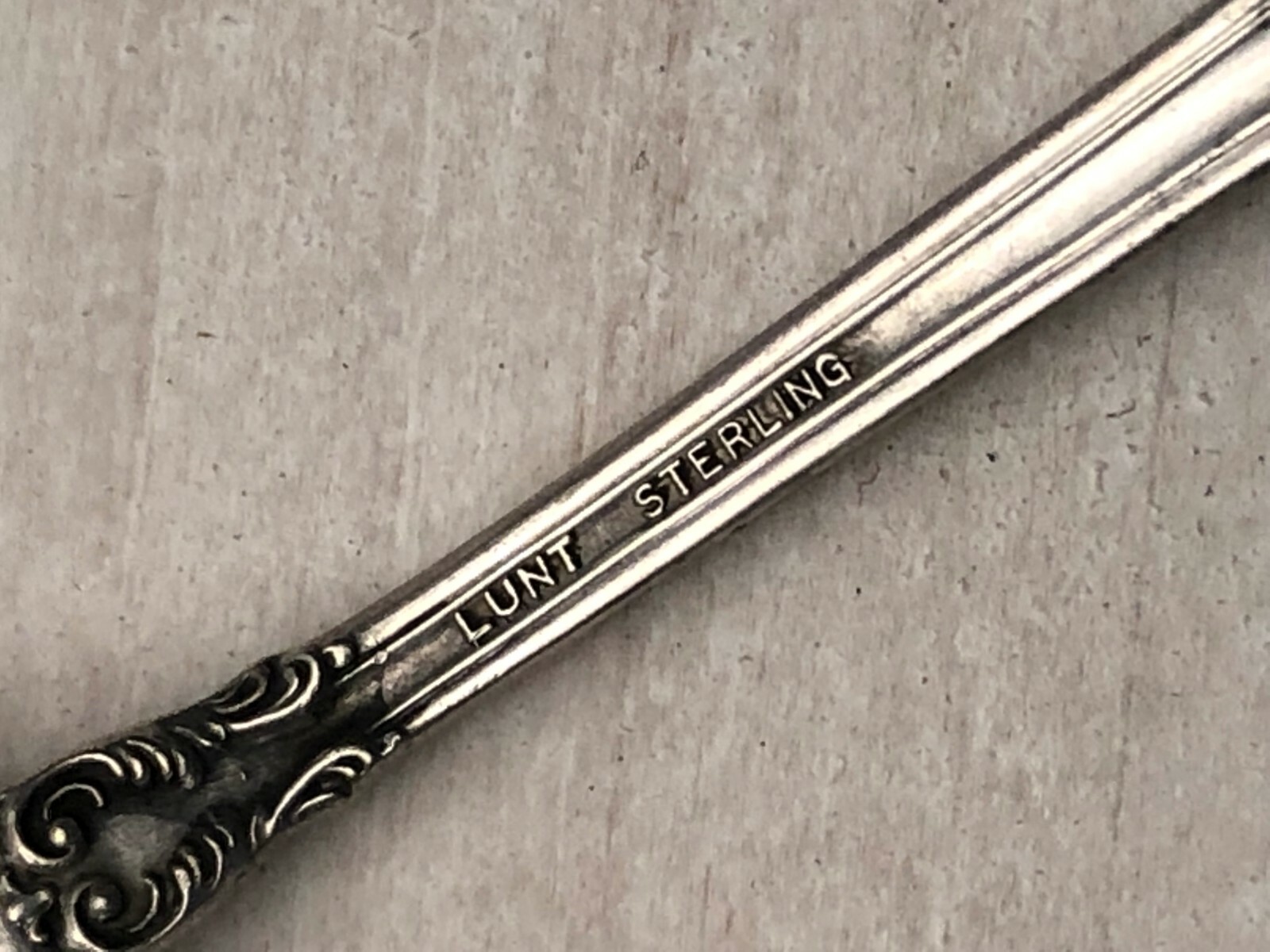American Victorian by Lunt Sterling Silver set of 4 Cream Soup Spoons 6.25″