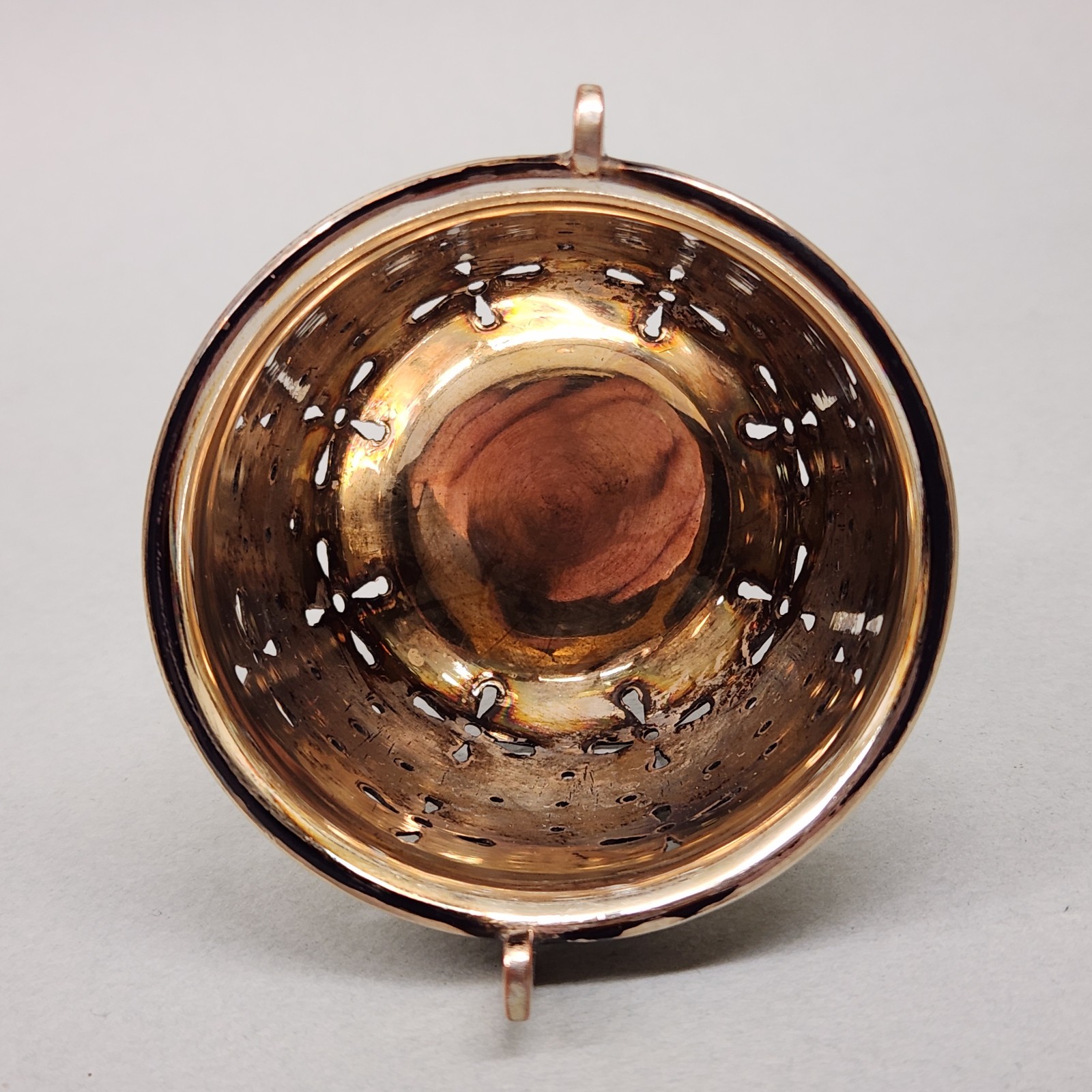 Antique Muffineer Shaker / Sugar Caster – Silverplate Copper (6.75″ Tall)