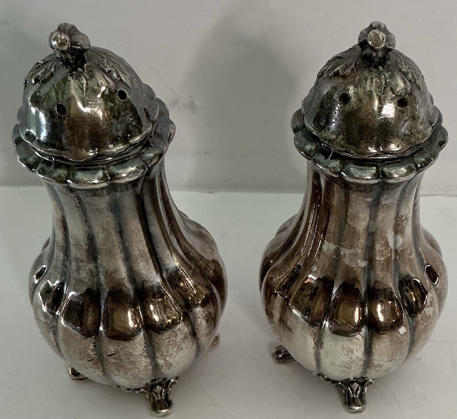 Vintage Community Silverplate Melon Muffineer Sugar Shakers Acorn Finials