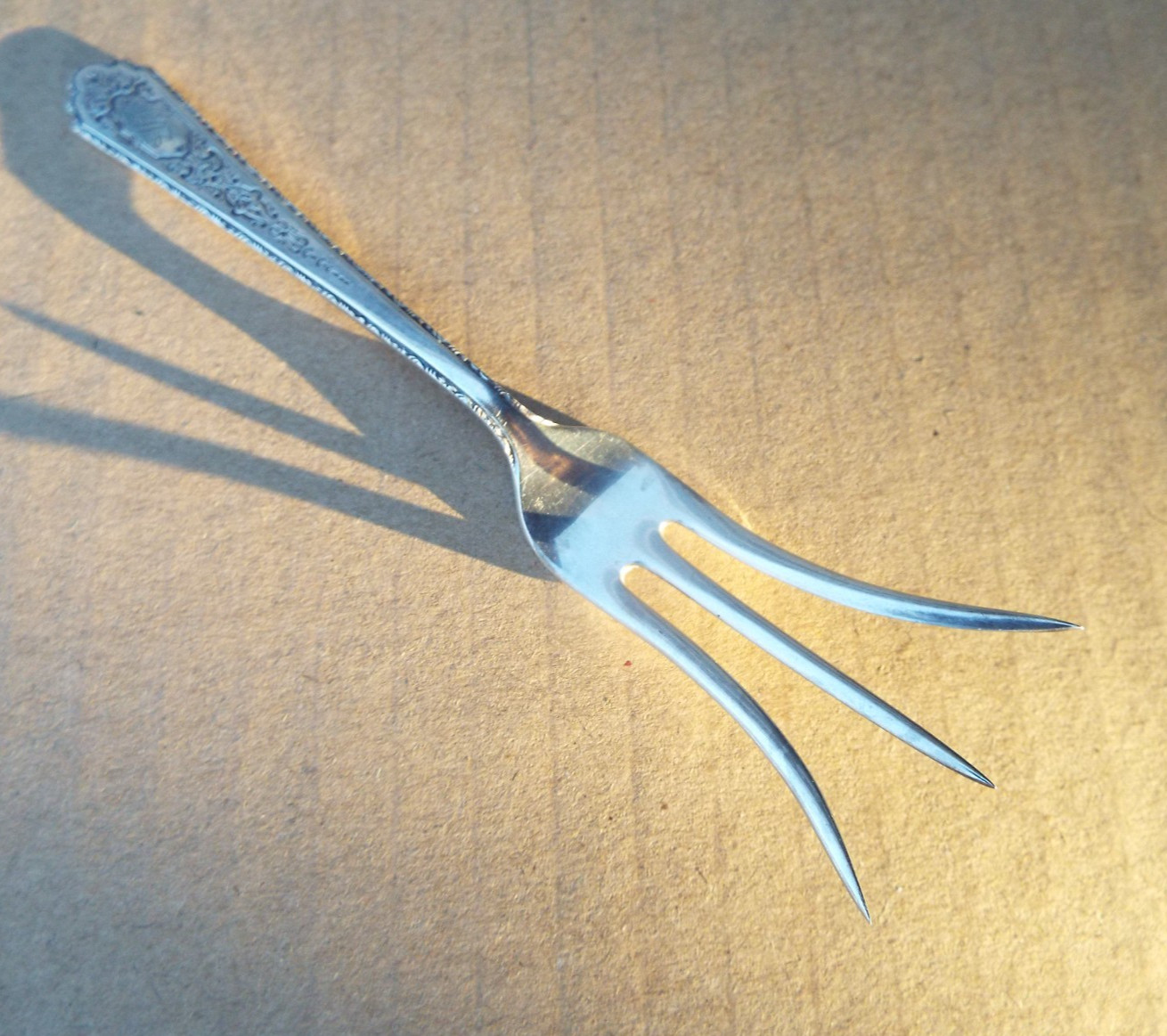 Antique 1921 Mary II Lunt Sterling Silver Treasure Lemon Fork