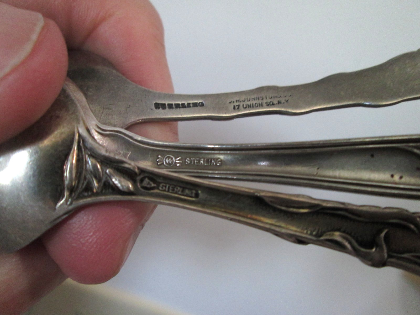 THREE Large Antique STERLING – ORNATE – SOUVENIR SPOONS 2.6 toz