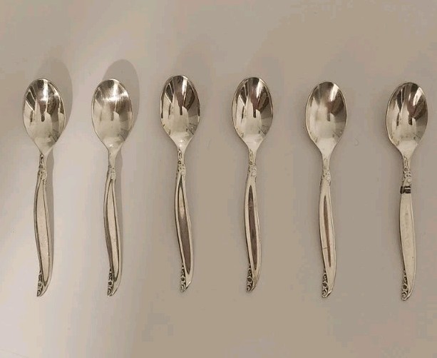 Six 1961 Rogers Silverplate Leilana Collection Demitasse Spoons