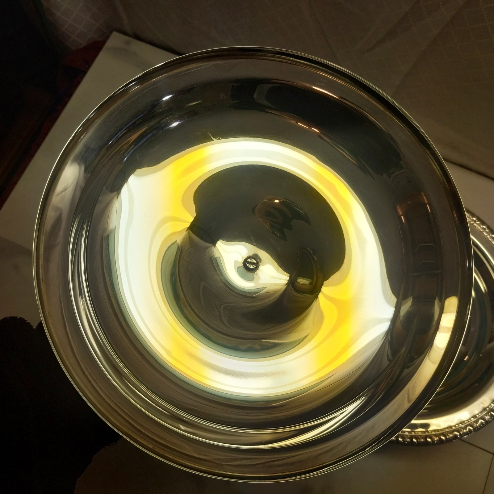 Silverplate serving dish with domed lid decor border – International Silver co.
