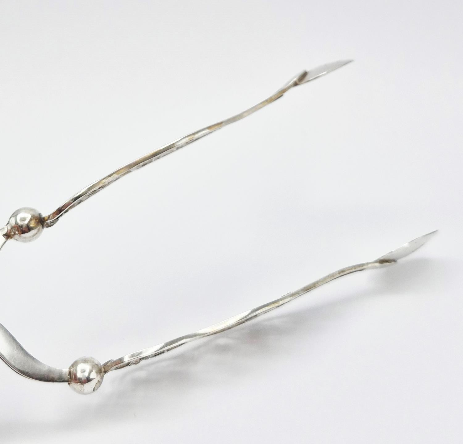 FINE 19TH CENTURY SOLID SILVER FILIGREE GRAPEVINE SUGAR TONGS