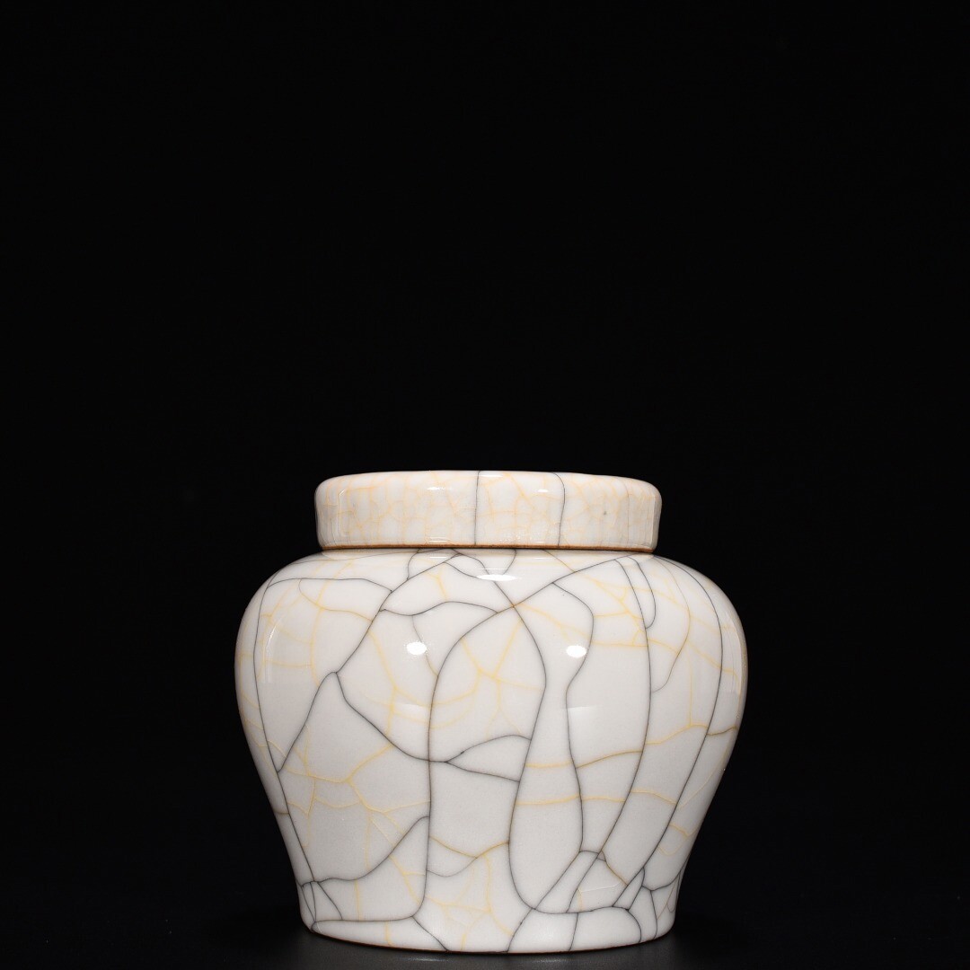4.3″ China old ming dynasty Porcelain chenghua mark white glaze open slice pot