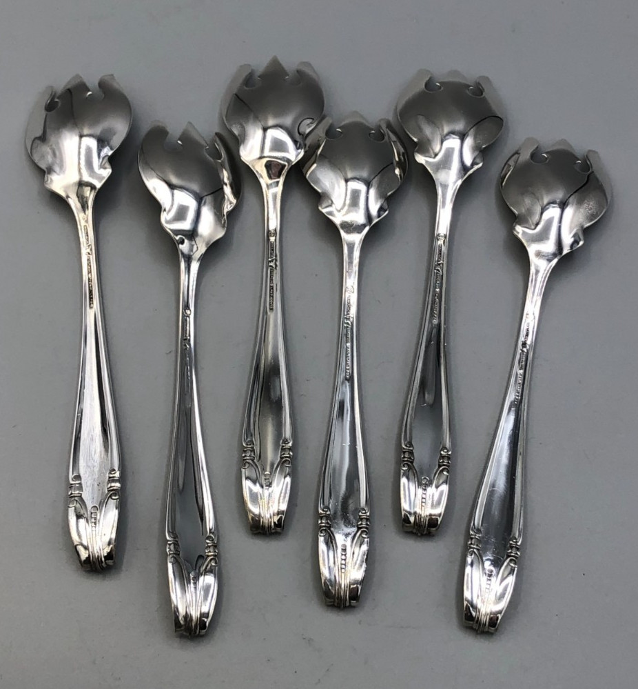 Stradivari by Wallace Sterling Silver set of 6 Ice Cream Forks 5.5″