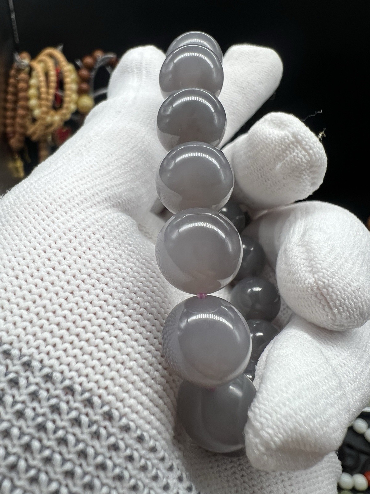 12mm Qinghai Hetian Yu Icy Smoky Purple Bracelet 青海和田玉冰烟紫手串