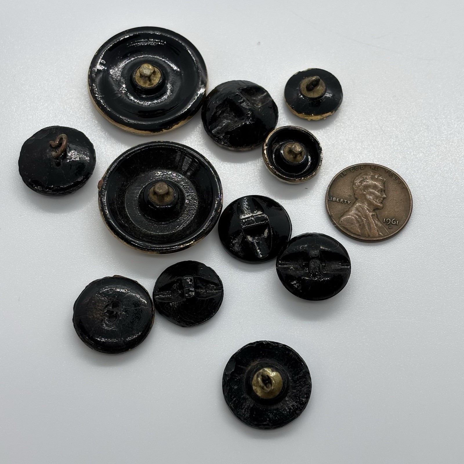 Antique Victorian Black Glass Gold Luster Button Lot Intaglio Picture