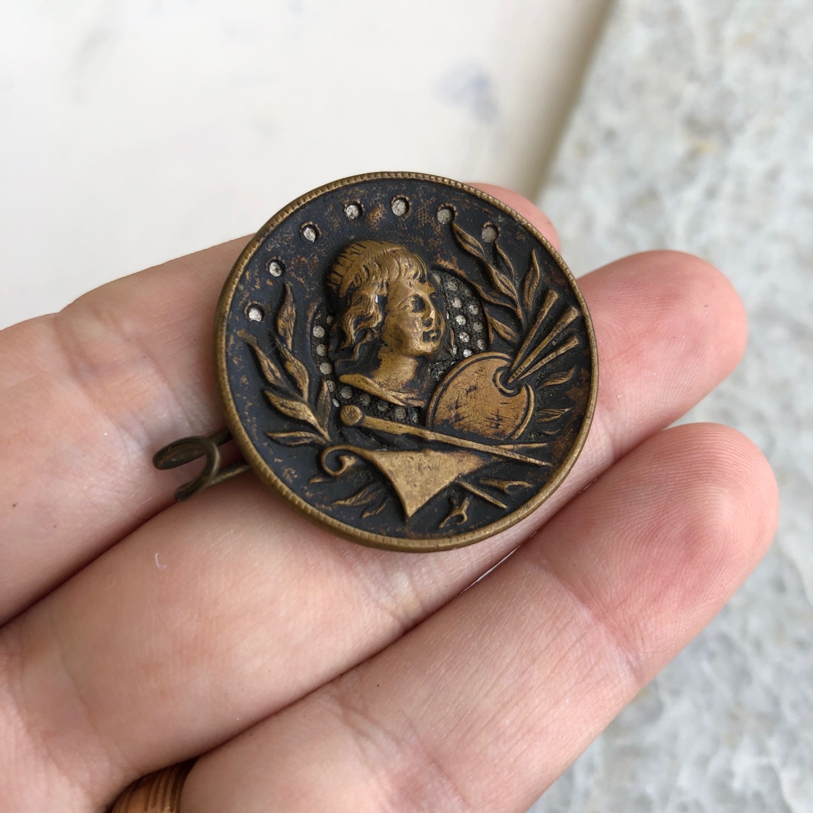 Antique Metal Portrait Shank Button , Artist/Painter Design – Modified Clasp