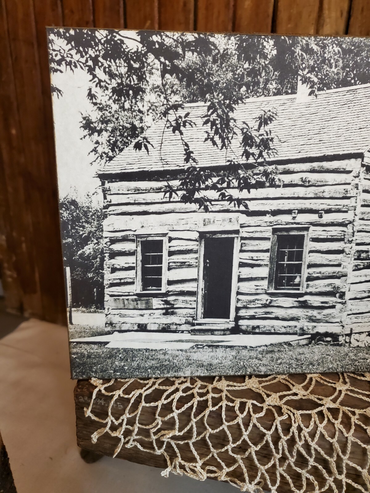 OLD 1800 PRIMITIVE ANTIQUE VINTAGE STYLE LOG CABIN HOUSE BLACK WHITE PHOTO SIGN