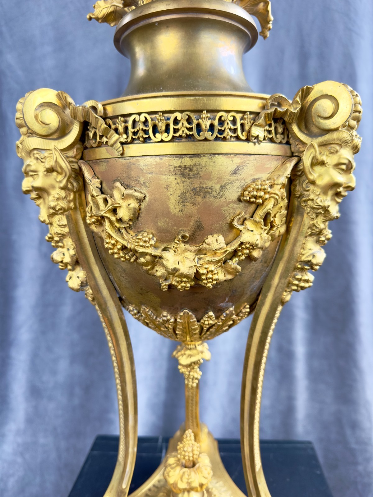French Henry Dasson et Cie Gilt Bronze Seven-Light Poppy Candelabra 1885