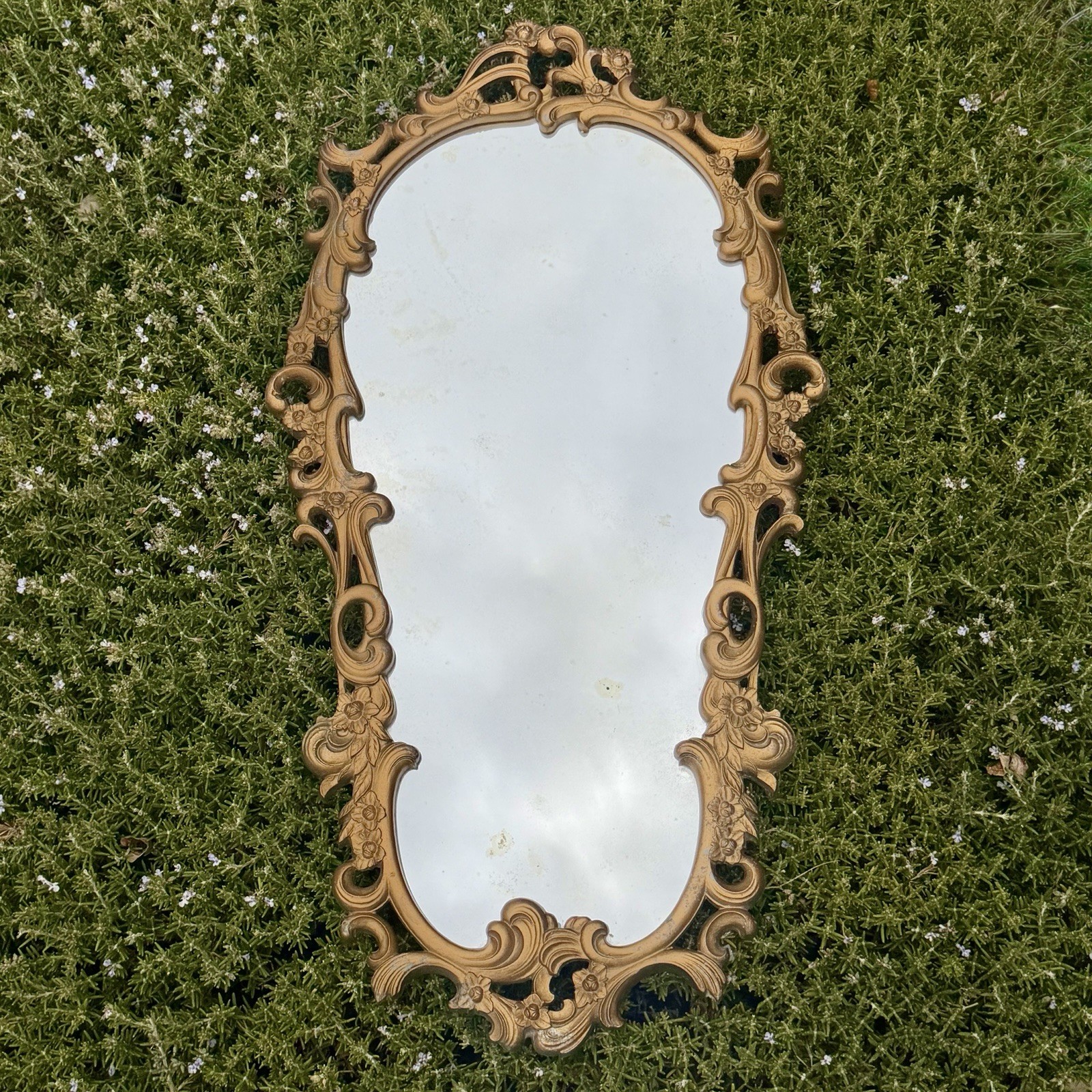 Vintage SEXTON Gold CAST ALUMINUM MIRROR – Oval Gold Floral Scroll Wall Frame