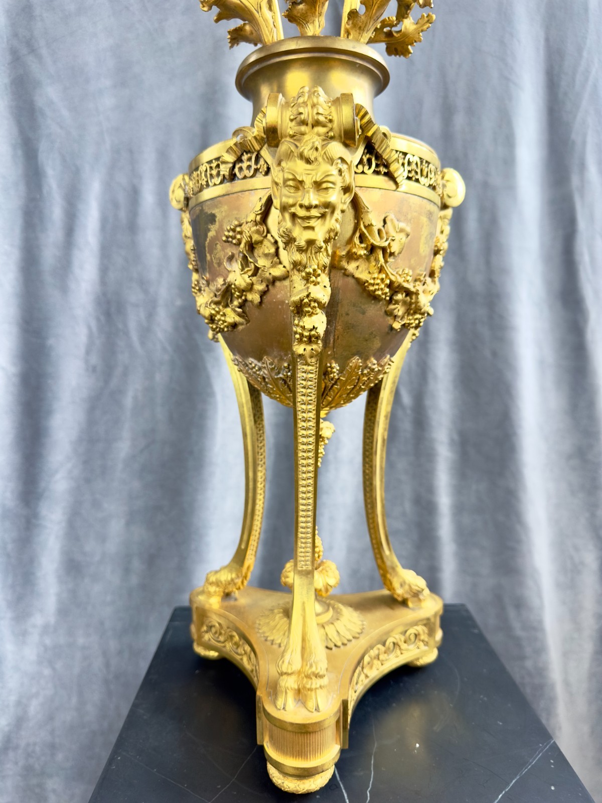 French Henry Dasson et Cie Gilt Bronze Seven-Light Poppy Candelabra 1885