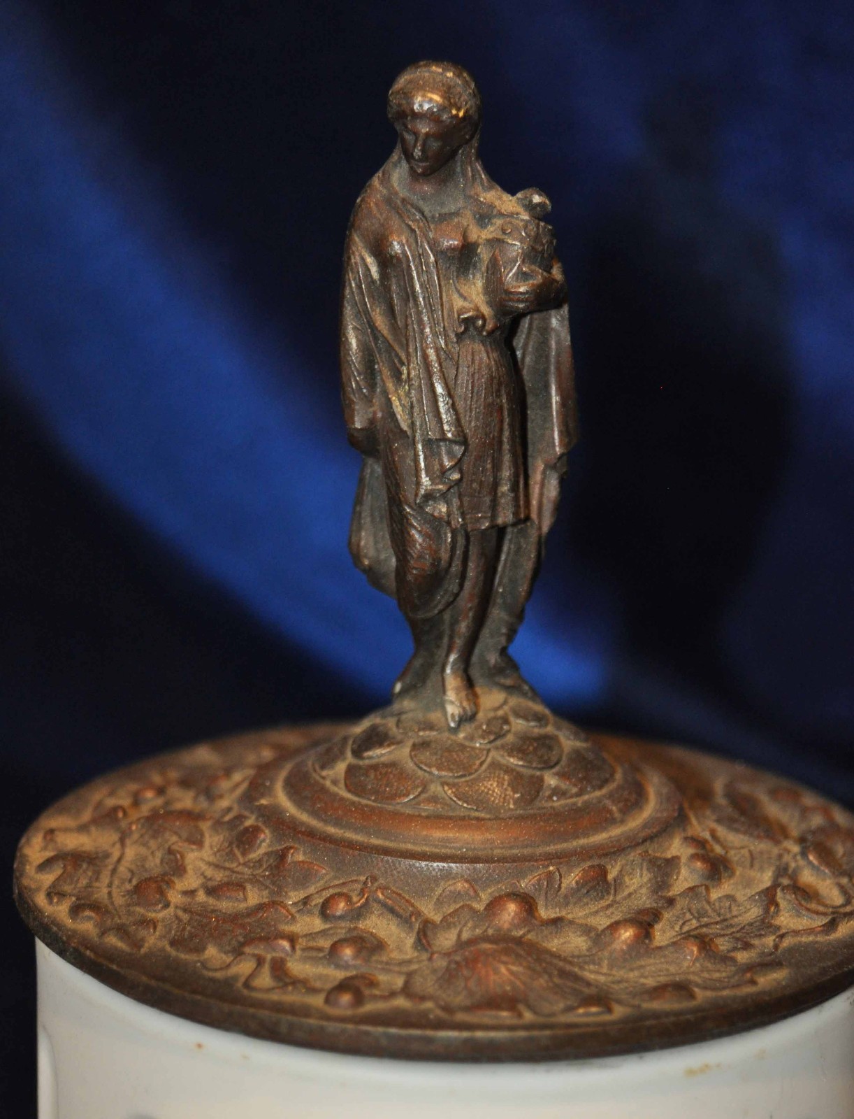 FRENCH BRONZE NEOCLASSICAL LADY ORMOLU BISQUE PORCELAIN GREEK ROMAN COLUMN