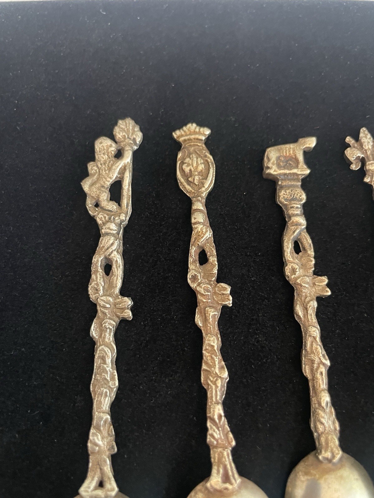 VTG Italy Montagnani Spoon Souvenir Lot of 5 ORNATE DESIGNS Lion Bear Shield