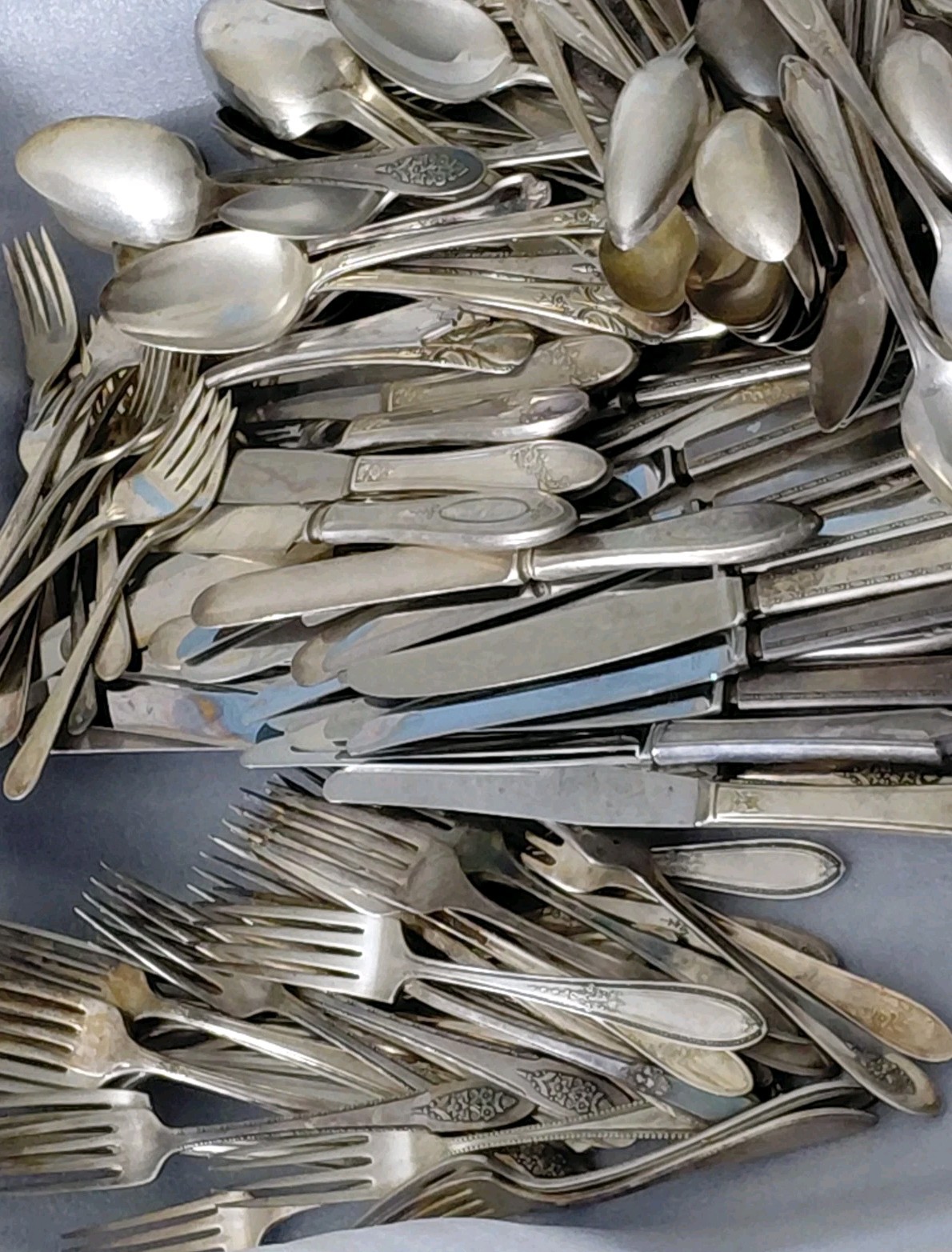 Mixed Lot 180 Pcs Silverplated Knives Forks Spoons For Craft,Repurpose,Metal Art