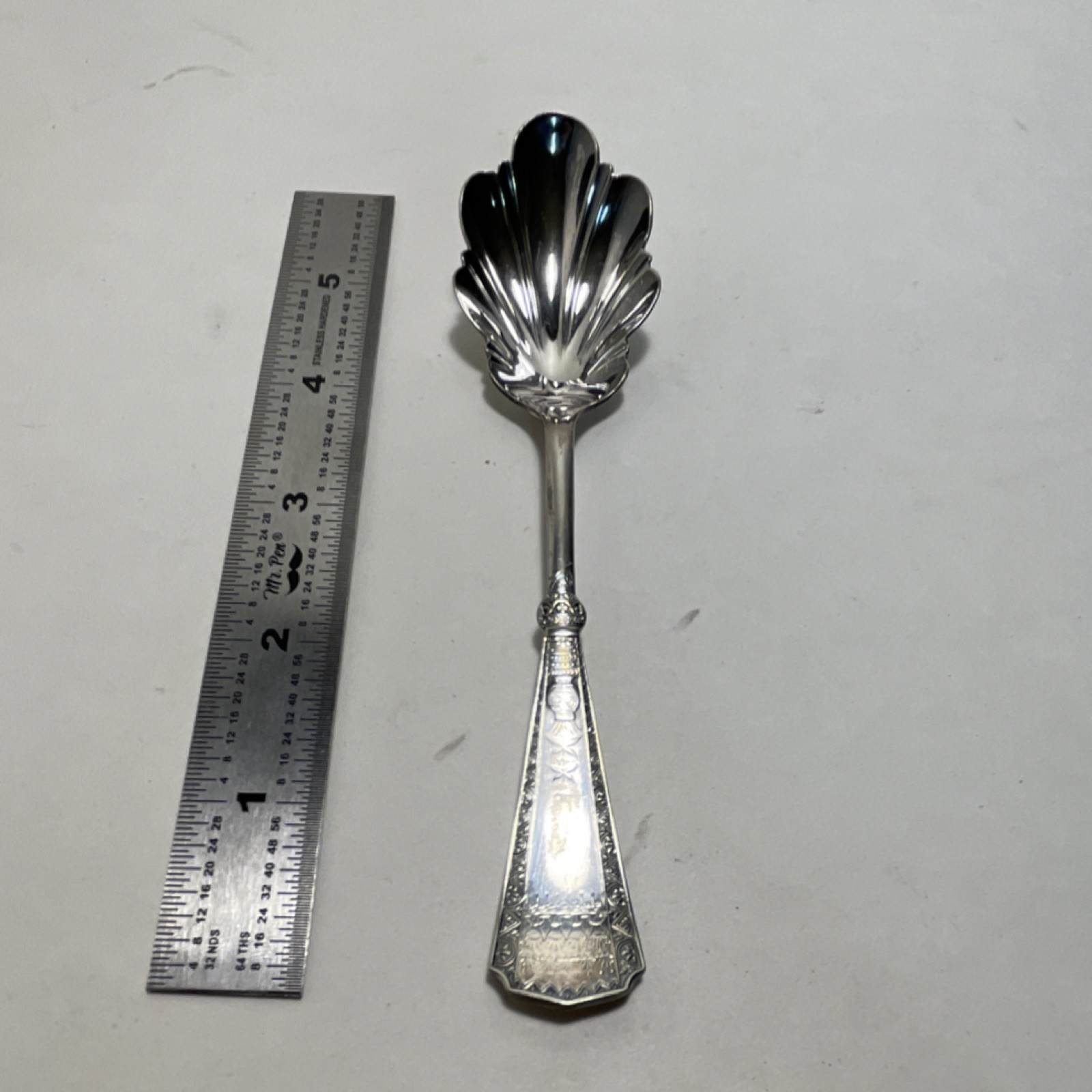 1847 Rogers Bros Victorian Repousse Silverplate Spoon 1850-1899