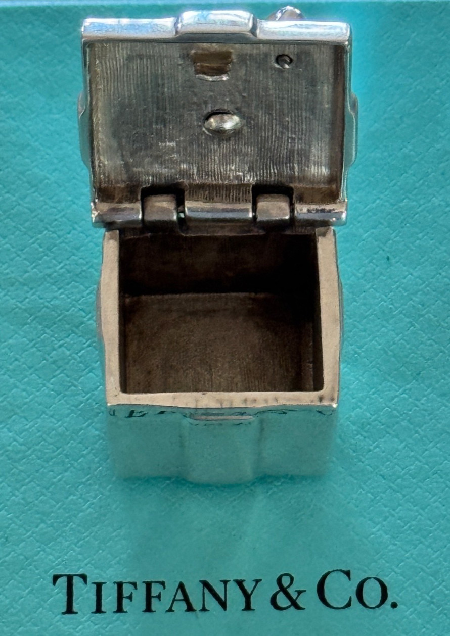 Tiffany & Co. PillBox Gift Box With a Bow Style Sterling Silver 925 Vintage