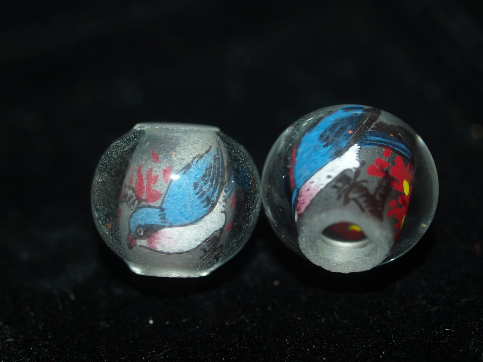 Pair of Vintage Chinese Reverse Painted Glass Beads Blue Bird 15mm Round