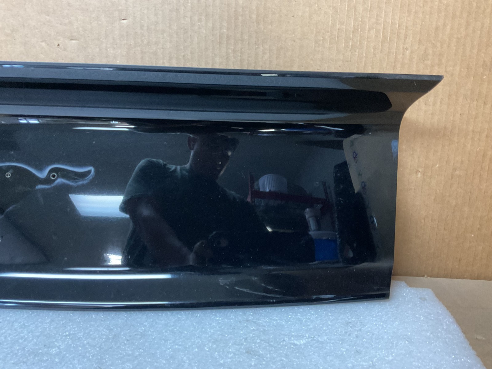 2015 2023 FORD MUSTANG REAR TRUNK DECK LID SHELL MOLDING