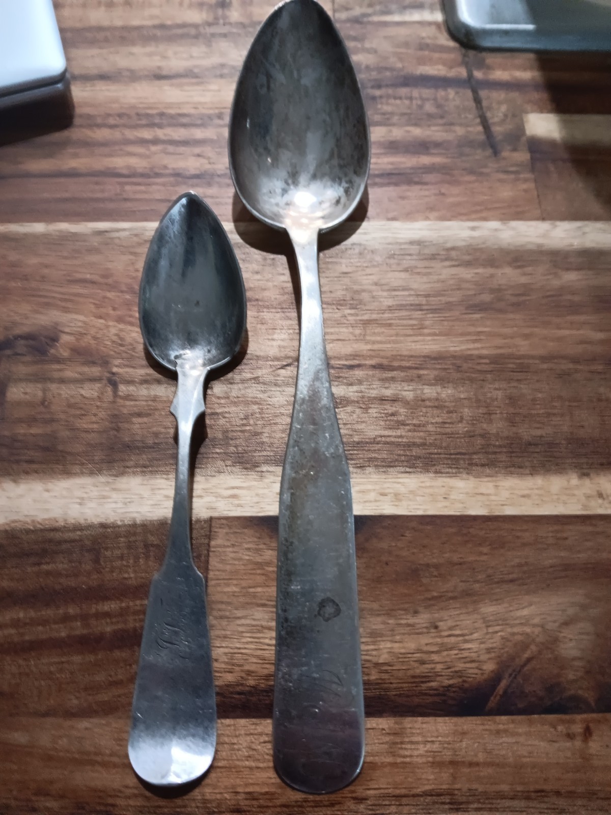 68 Grams Coin Silver 2 Spoons W Kendrick Louisville Spoon Damaged