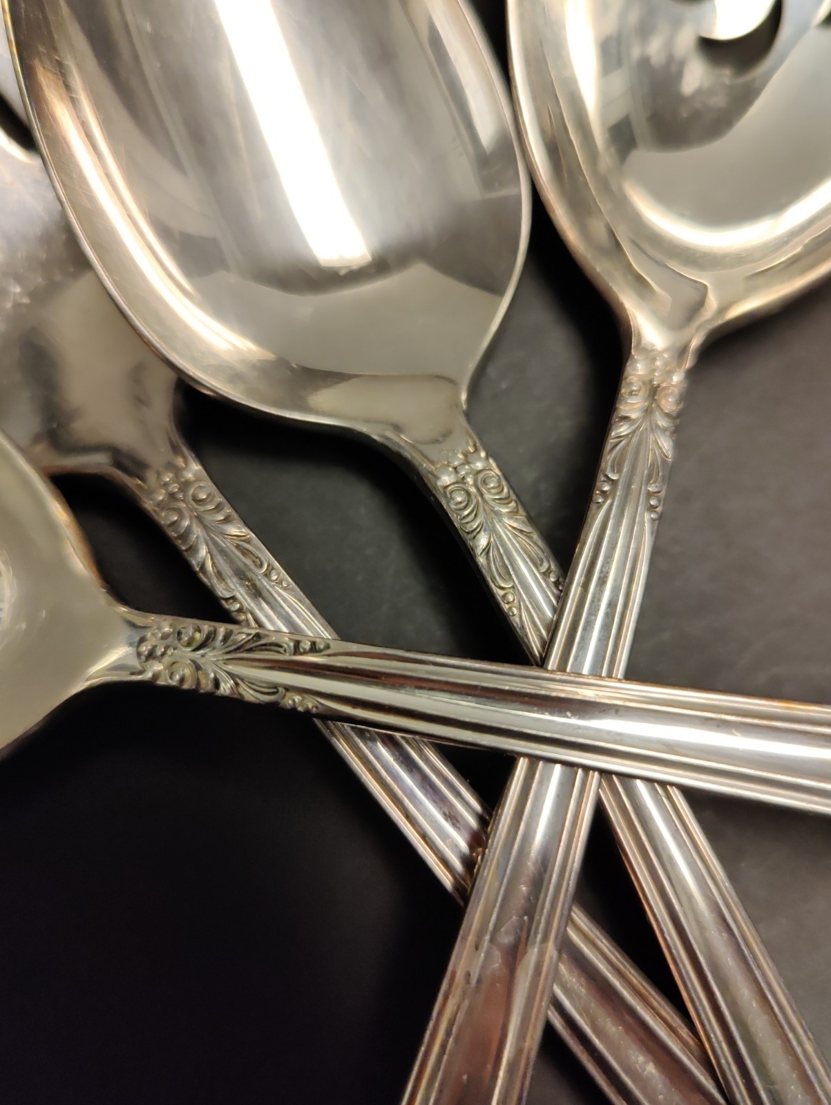 MAY QUEEN -HOLMES & EDWARDS -Silverplate 6 Serving Pieces Fork Spoons Gravy 1951