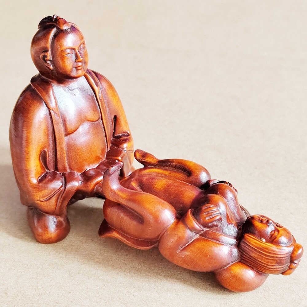 1 Pair Hand Carved Boxwood Netsuke Japanese Couple Doing Exercise Fun Love