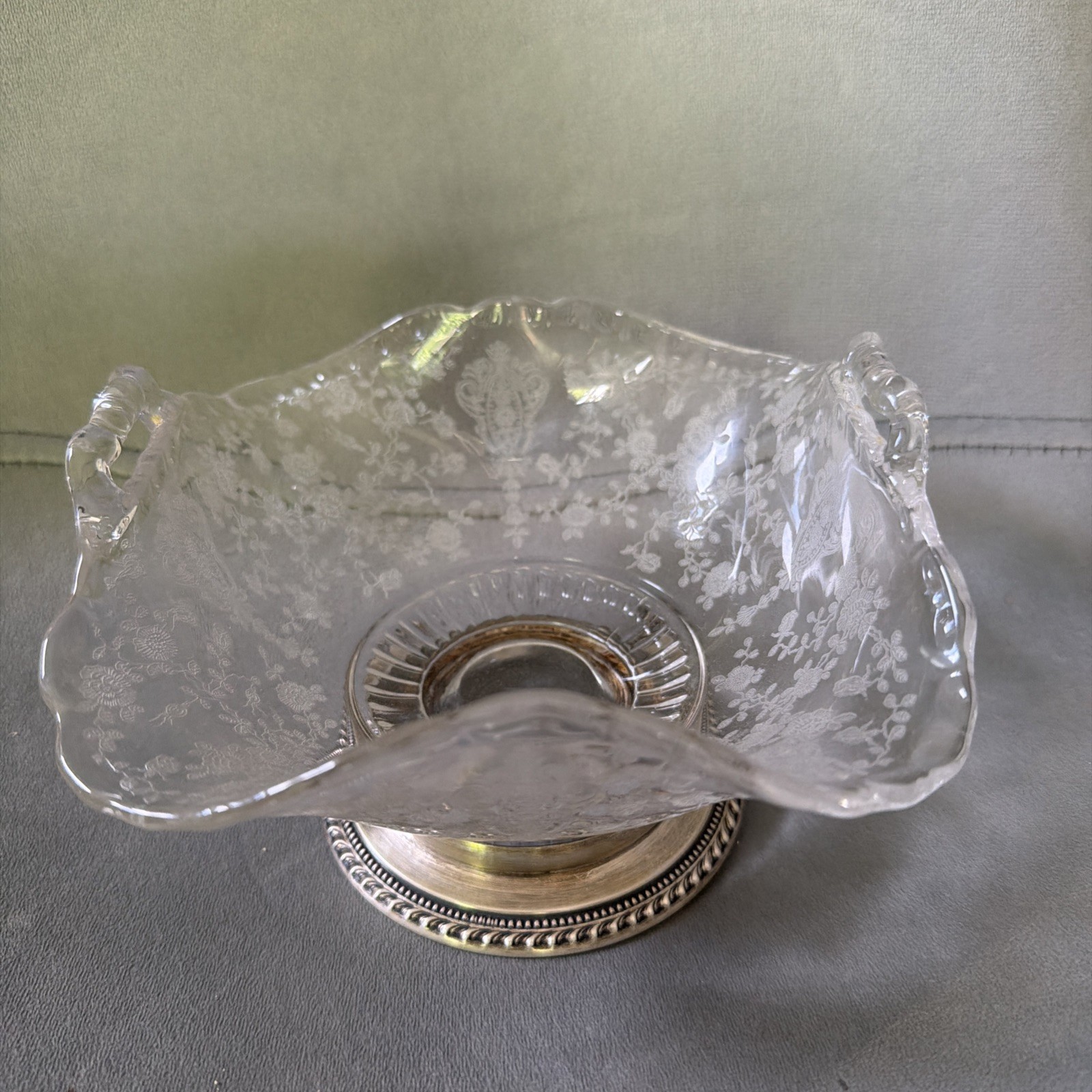 Cambridge Rose Point Etched Glass 7.5″ Bowl Wallace Sterling Silver Base #4640