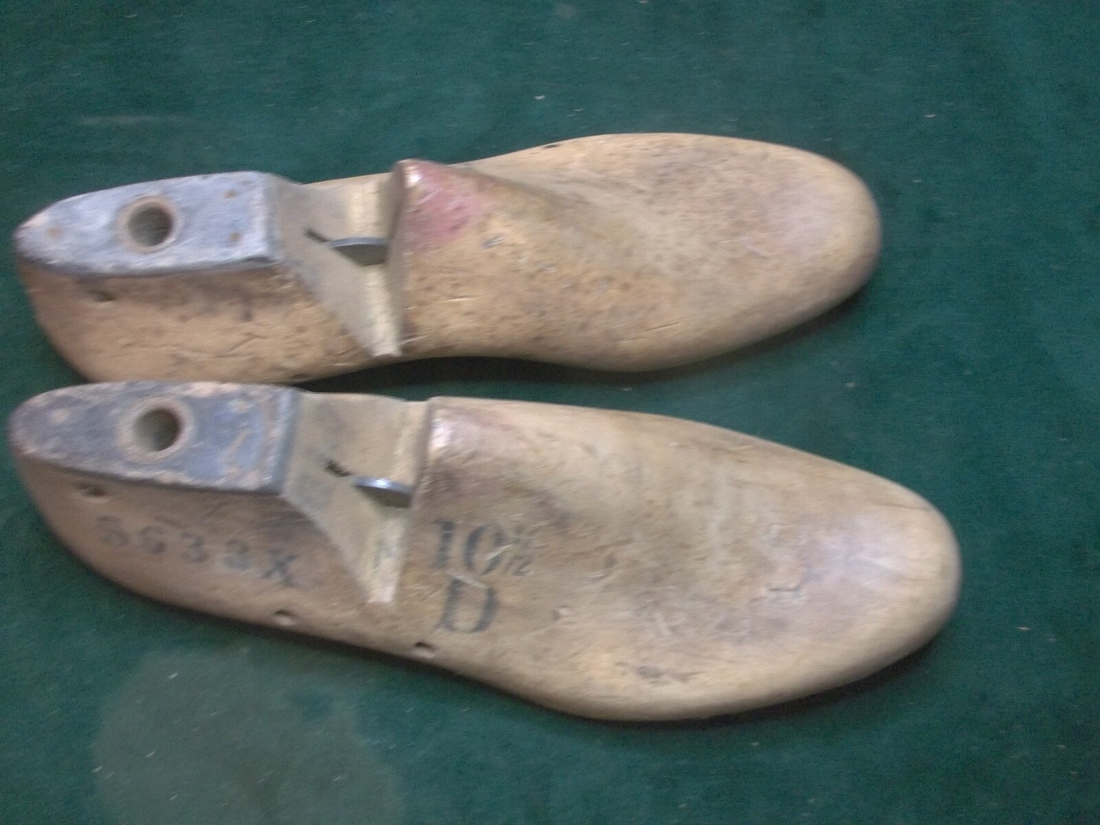 VINTAGE PAIR Wood Size 10-1/2 D S638X Industrial Shoe Factory Last Mold #C-65