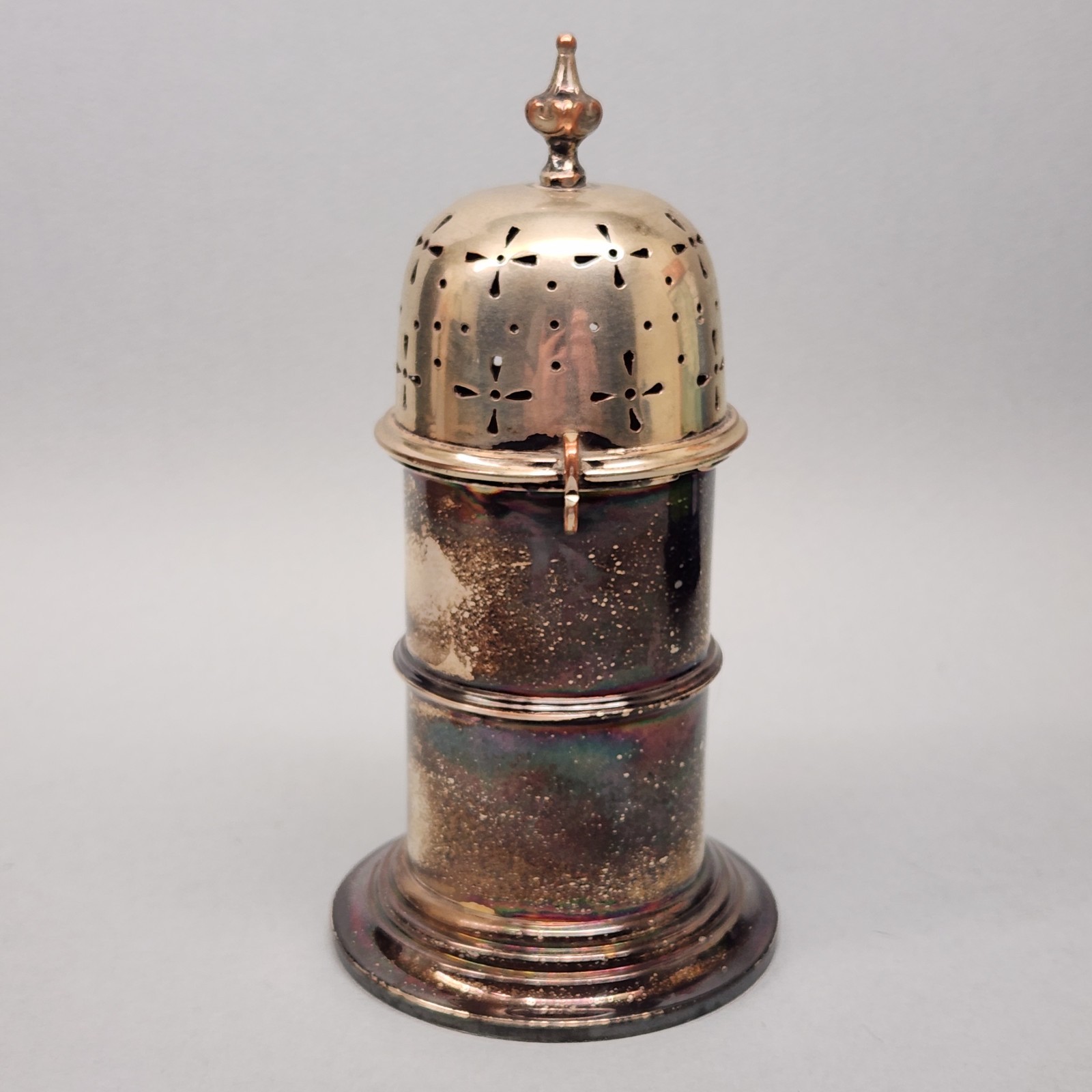 Antique Muffineer Shaker / Sugar Caster – Silverplate Copper (6.75″ Tall)