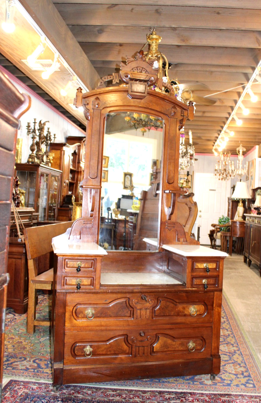 American Antique Eastlake Victorian Mahogany Dresser / Vanity