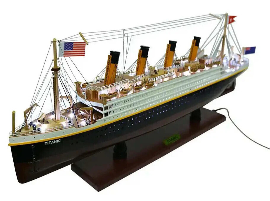 RMS Titanic Ocean Liner w/ Lights 32″ Wood Model White Star Line Cruise Ship New