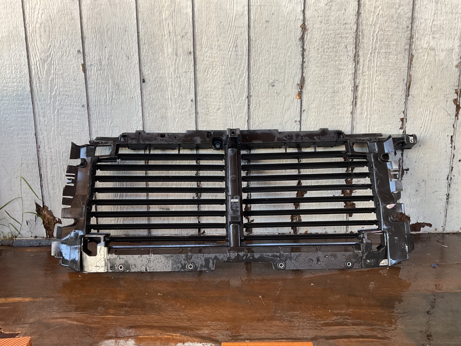 2022 2023 2024 2025 CHEVROLET SILVERADO 1500 SHUTTER OEM