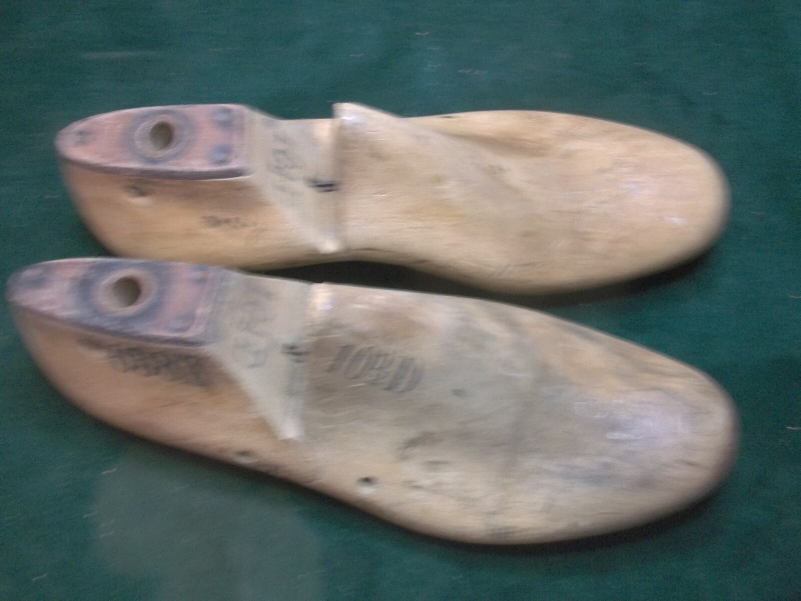 VINTAGE PAIR Wood Size 10-1/2 D S638X Industrial Shoe Factory Last Mold #C-65
