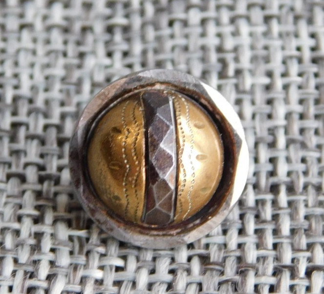Antique Vtg Steel Cup Button Aprx: 9/16″ #402-X