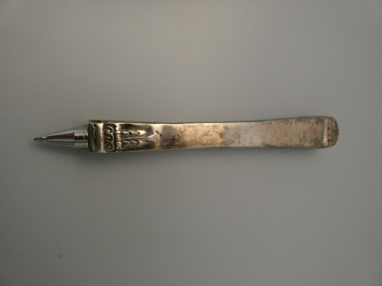 SILVERPLATE ART DECO SCRIBE PEN