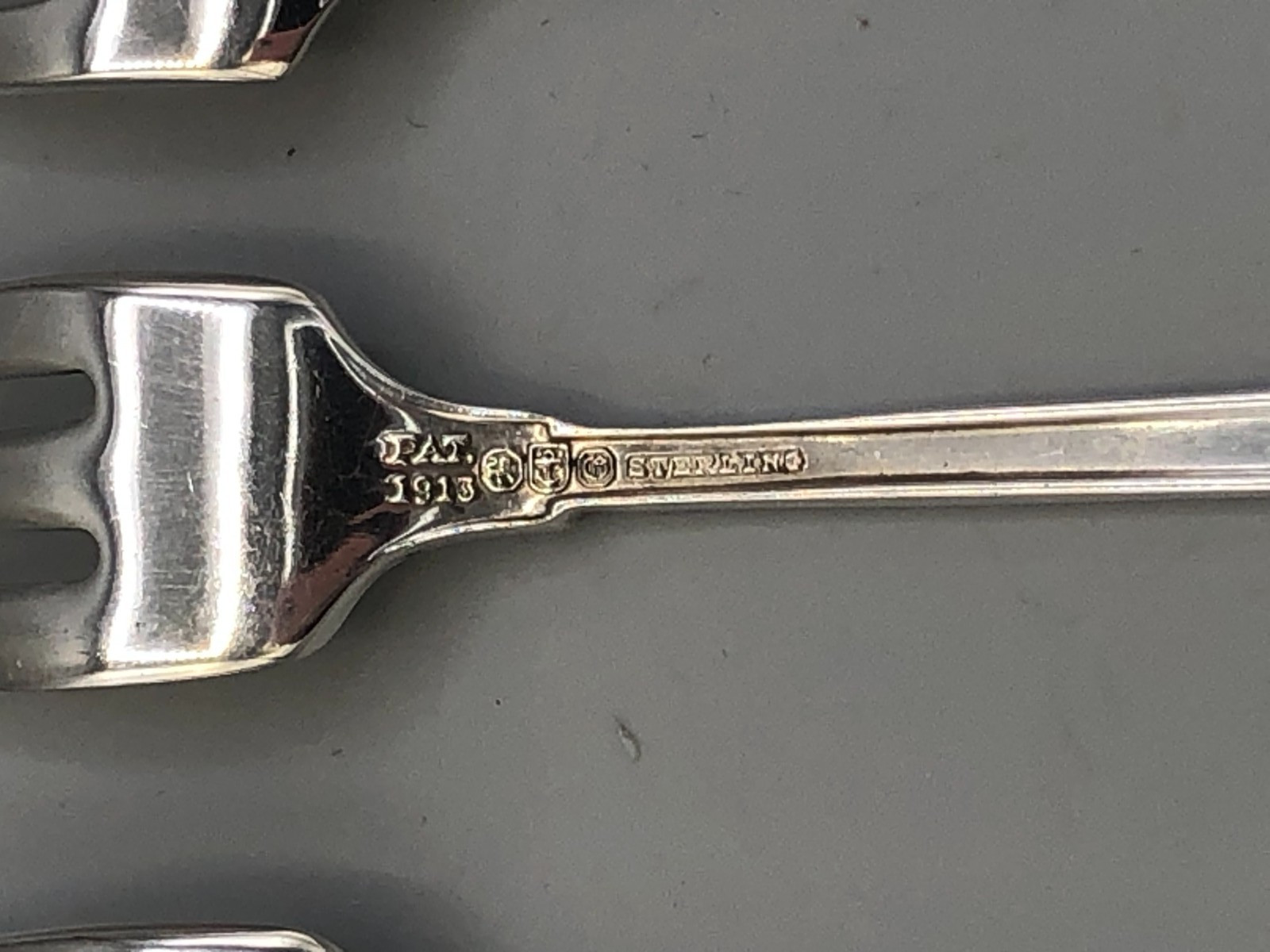 Etruscan by Gorham Sterling Silver set of 4 Cocktail Forks 5 3/8″