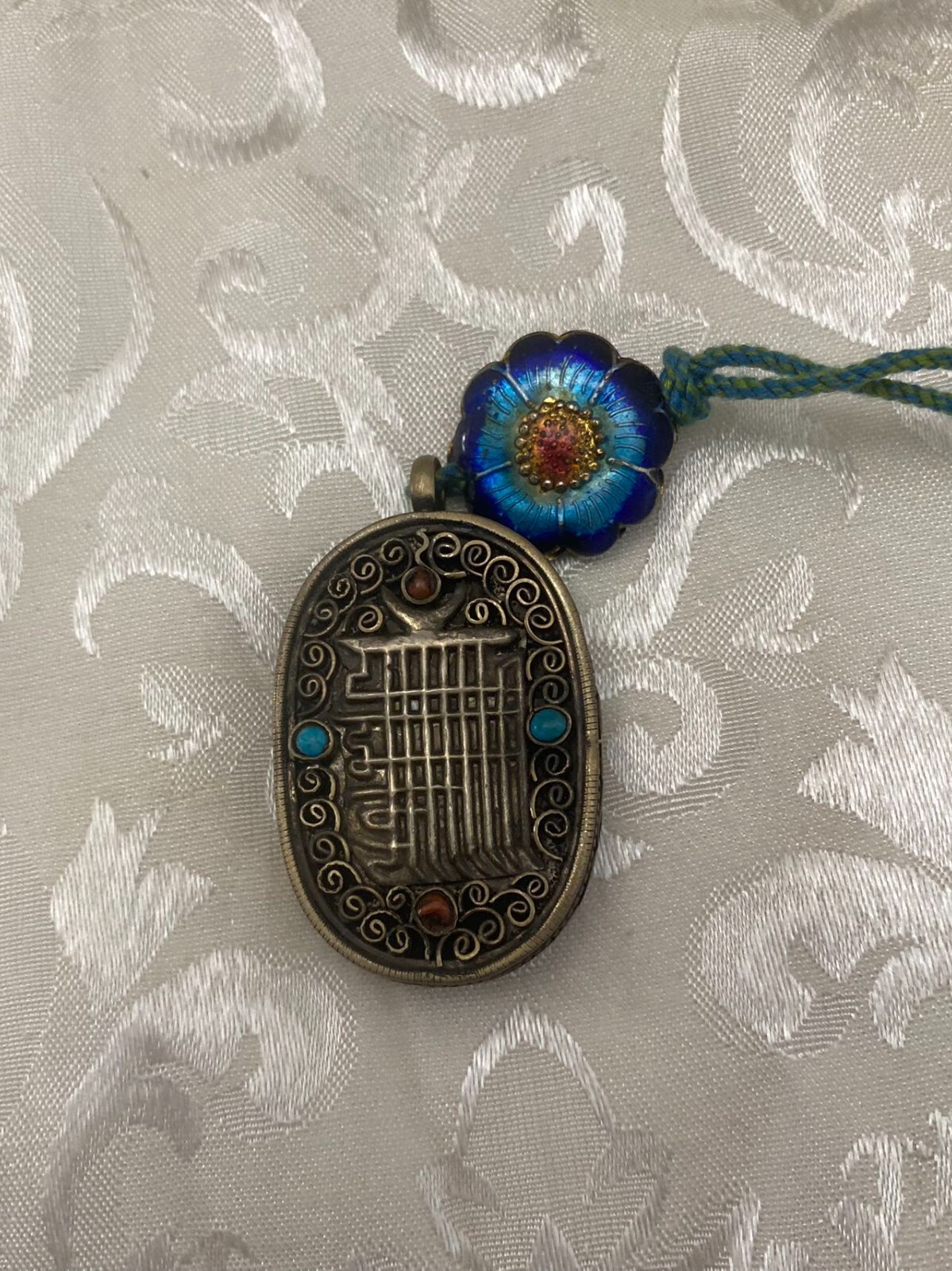 Chinese Silver Blue Flower Box Pendant