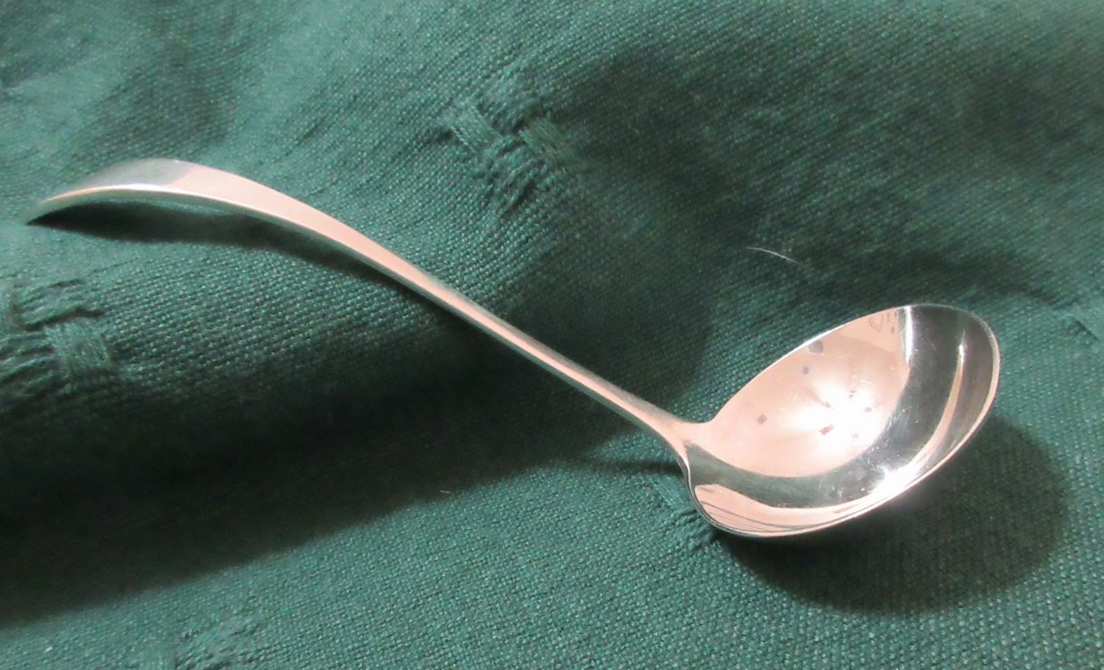 Frank M. Whiting Sterling Silver, Adams Pattern 1944, Vintage Cream Ladle 5 1/8″