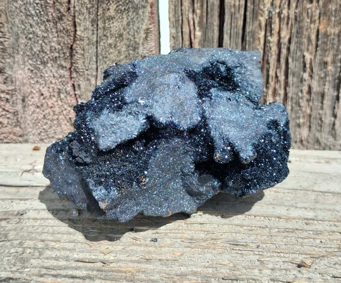 Beautiful Manganese Oxide Drusy specimen