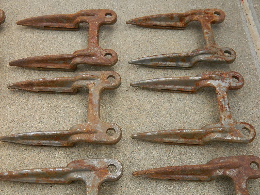 Lot of 24 Antique Farm Machinery Teeth Forks Tines Vintage Steampunk Cast Iron